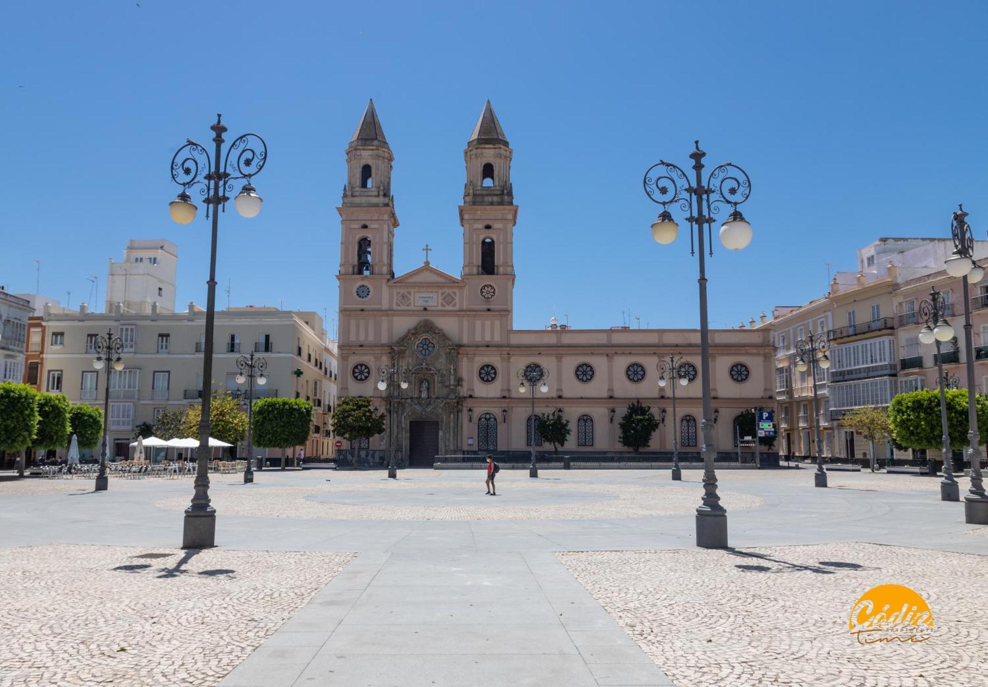 Villalobos By Cadiz Time Exterior foto