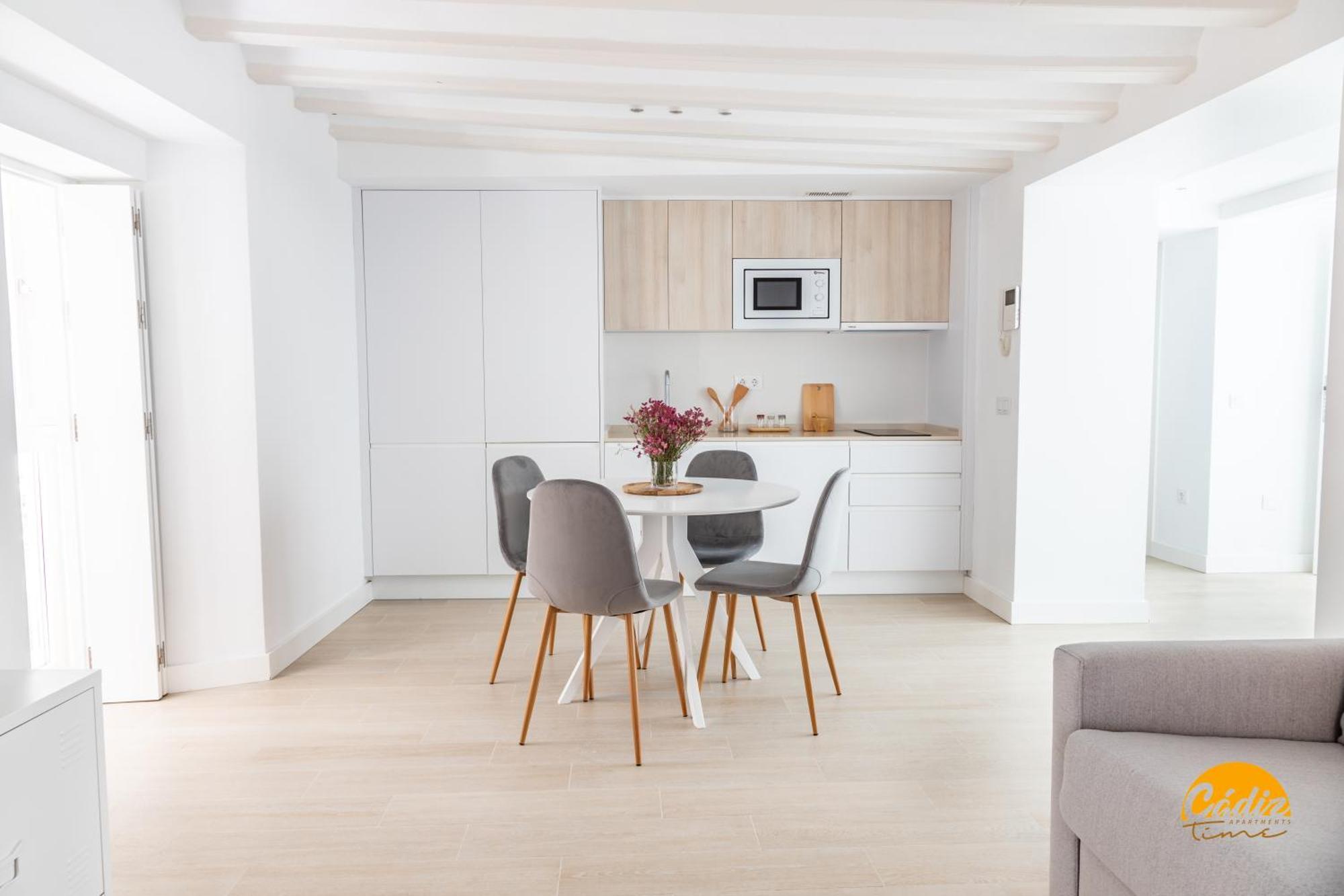 Villalobos By Cadiz Time Exterior foto