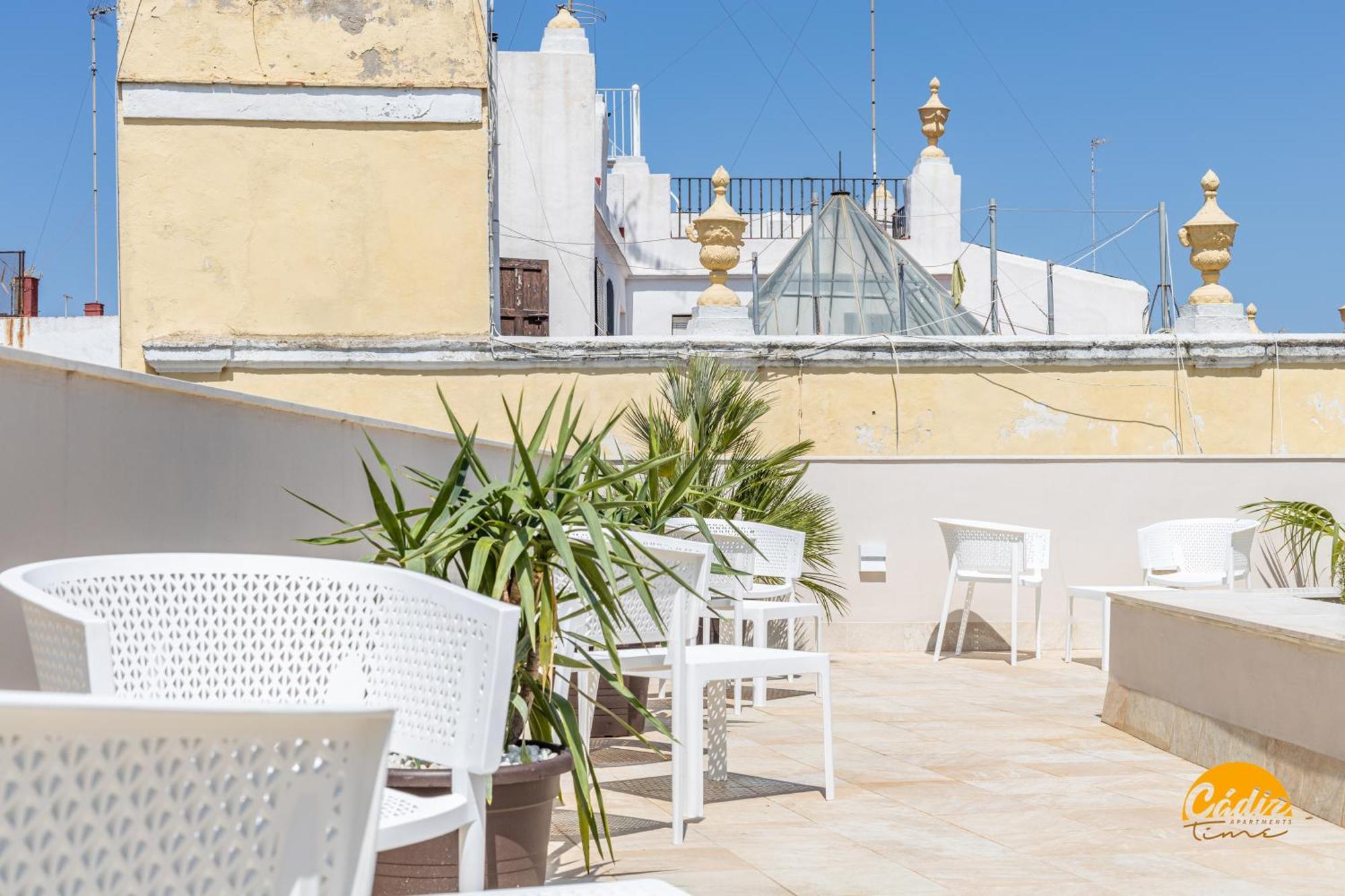 Villalobos By Cadiz Time Exterior foto