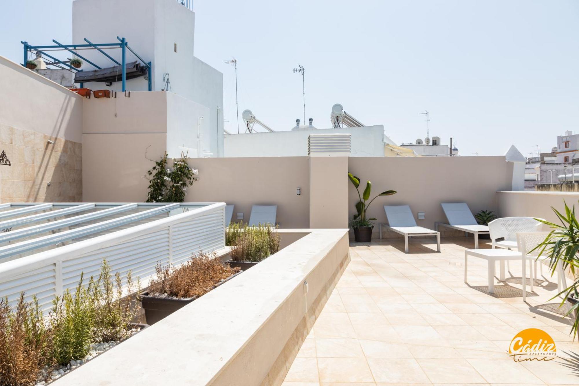 Villalobos By Cadiz Time Exterior foto