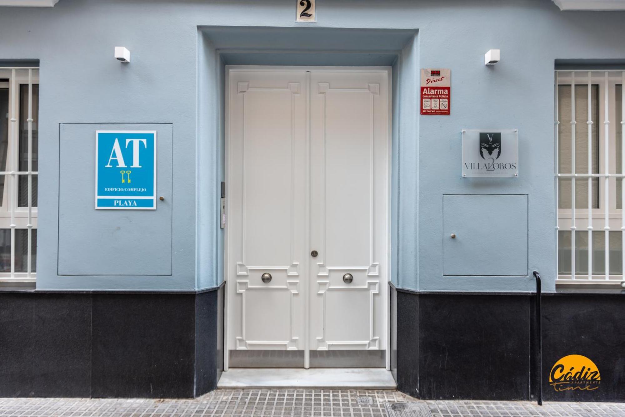 Villalobos By Cadiz Time Exterior foto
